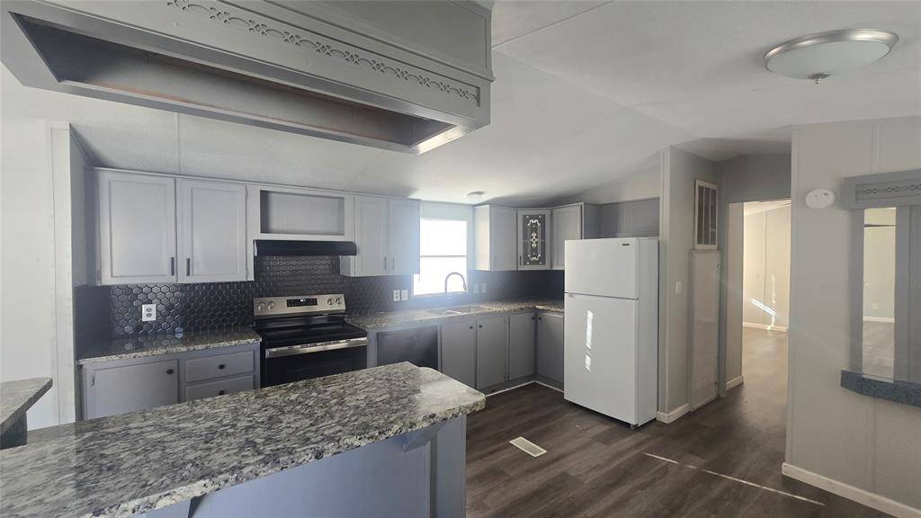 4253 Sun Drive, Fort Worth, TX 76244