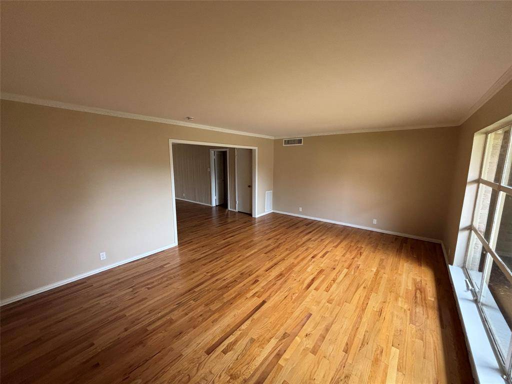 6127 Bandera Avenue #B, Dallas, TX 75225