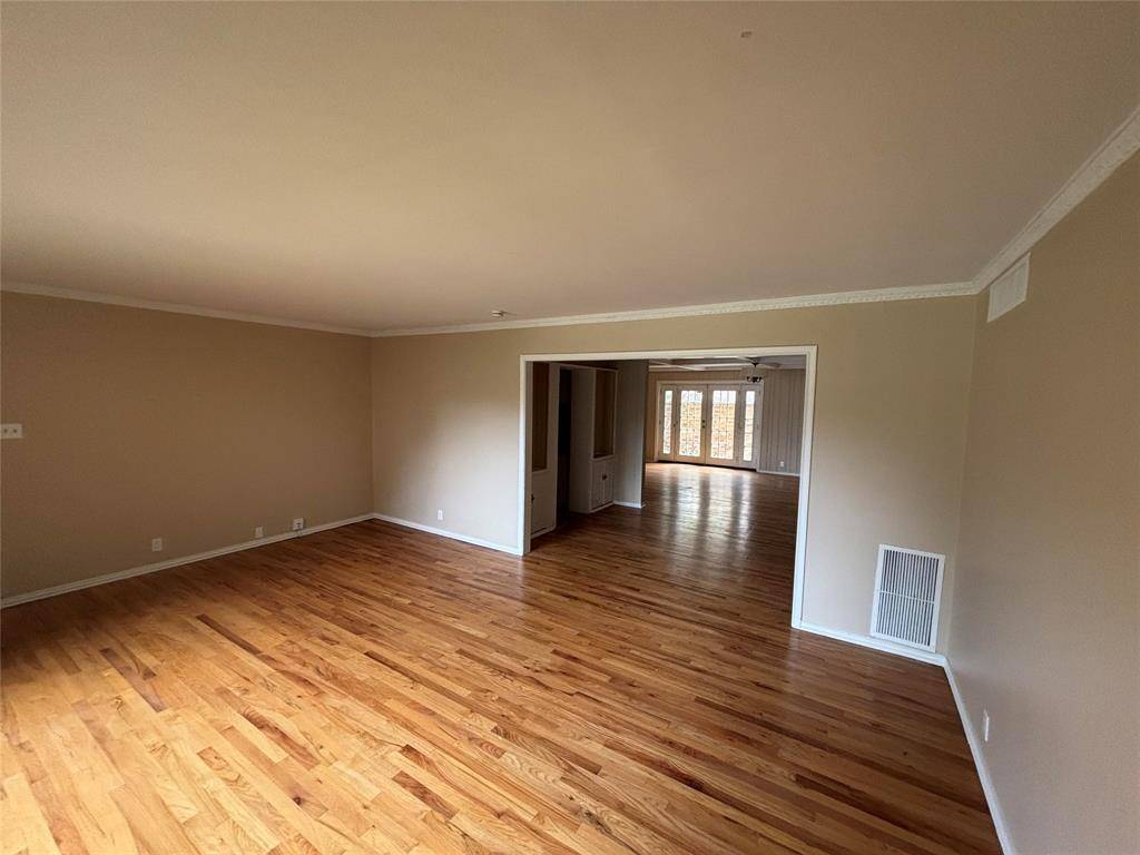 6127 Bandera Avenue #B, Dallas, TX 75225