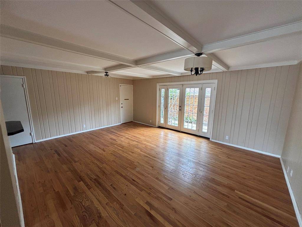 6127 Bandera Avenue #B, Dallas, TX 75225