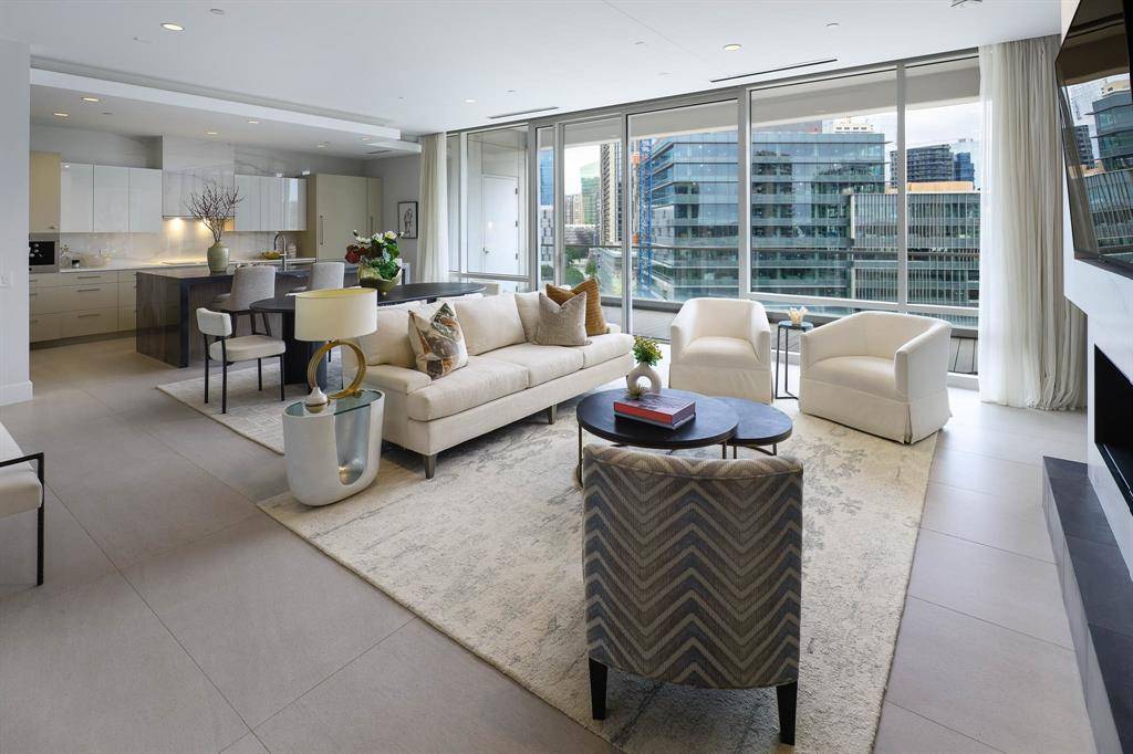 2408 Victory Park Lane #1039, Dallas, TX 75219
