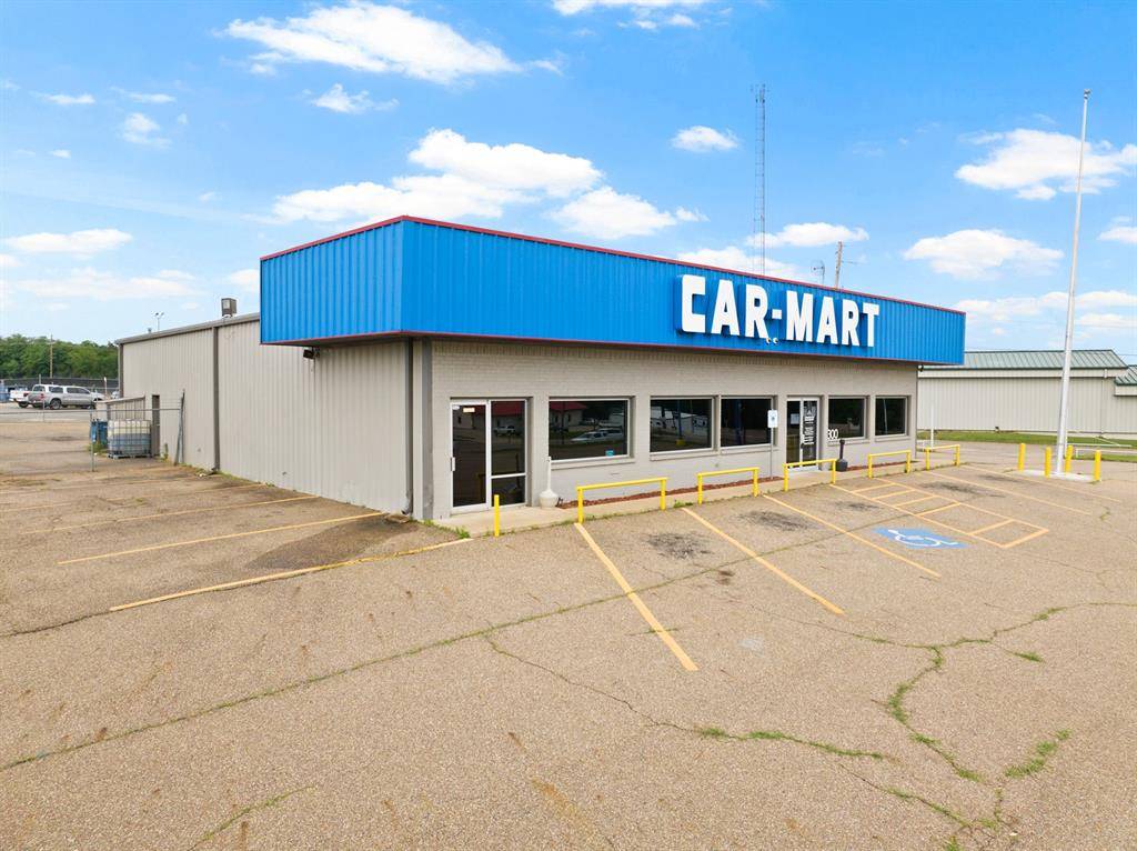 2300 W Ferguson Road, Mount Pleasant, TX 75455