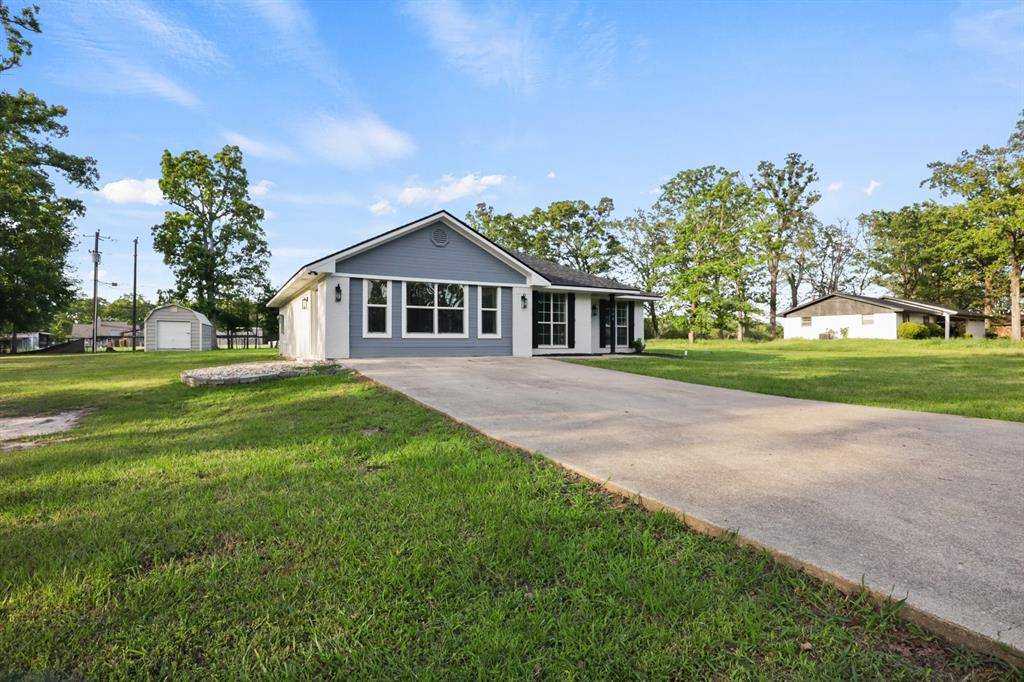 194 County Road 1720, Mount Pleasant, TX 75455
