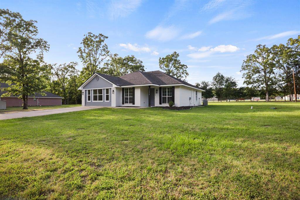 194 County Road 1720, Mount Pleasant, TX 75455