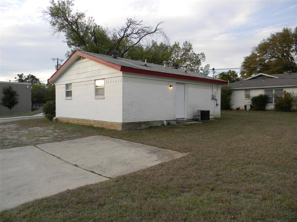112 Belmont Street, Hurst, TX 76053