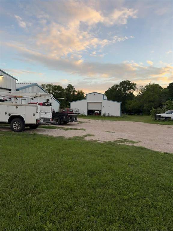 10042 Fm 1390, Scurry, TX 75158