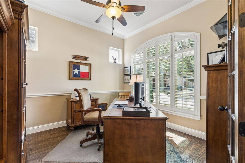 4537 Chaumont Trail, Arlington, TX 76013