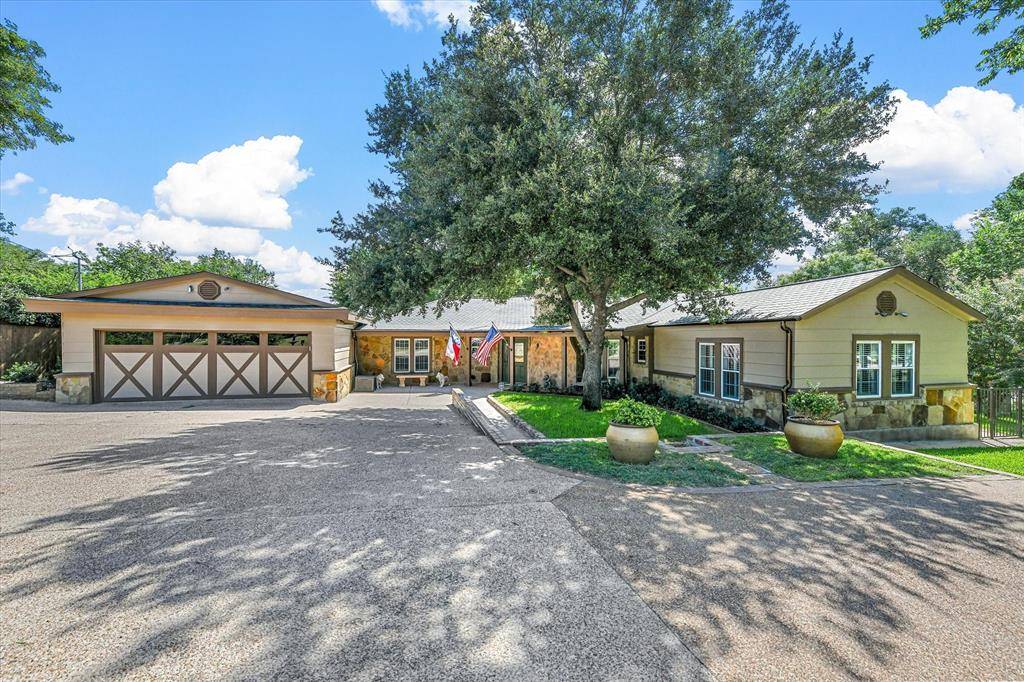 1412 Sandpiper Court S, Fort Worth, TX 76108