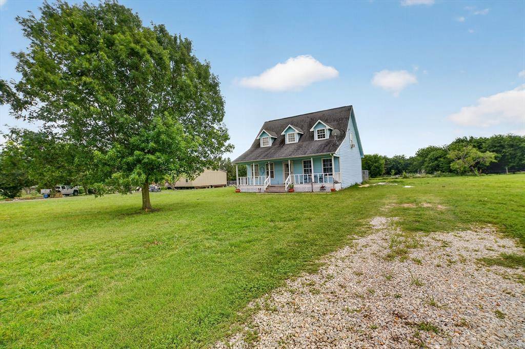 1284 County Road 101, Kaufman, TX 75142