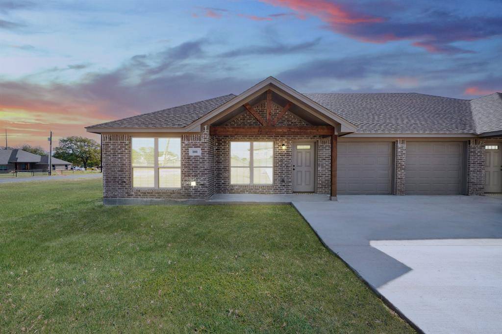 101 Lone Star Road, Poolville, TX 76487