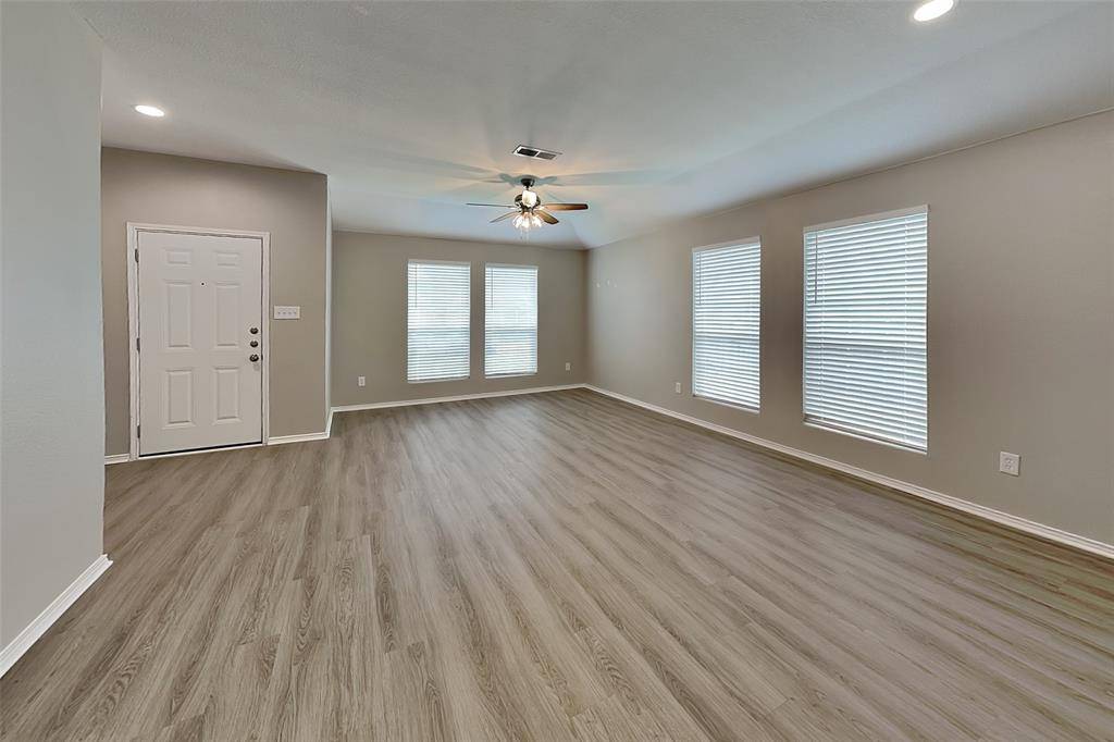 3404 Muleshoe Lane, Fort Worth, TX 76179