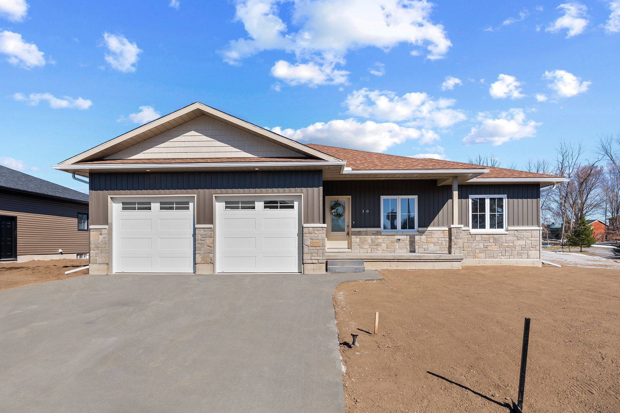 30 Bamagillia ST, Whitewater Region, ON K0J 1K0