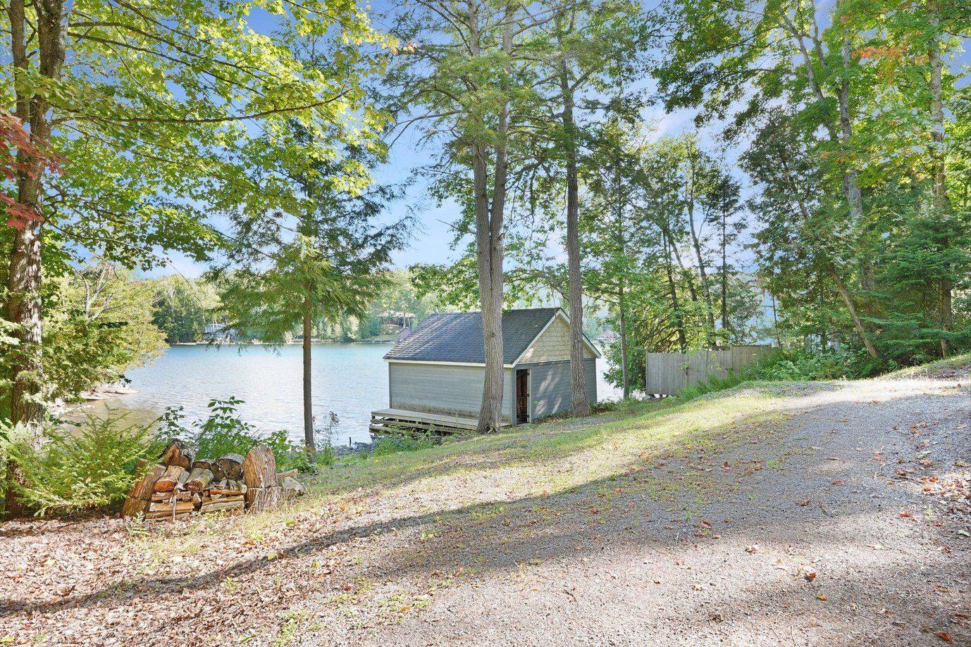 45 Hemlock Point RD, North Kawartha, ON K0L 1A0