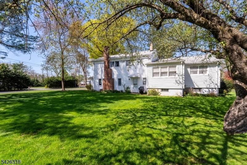 148 S Ridgedale Ave, East Hanover Twp., NJ 07936