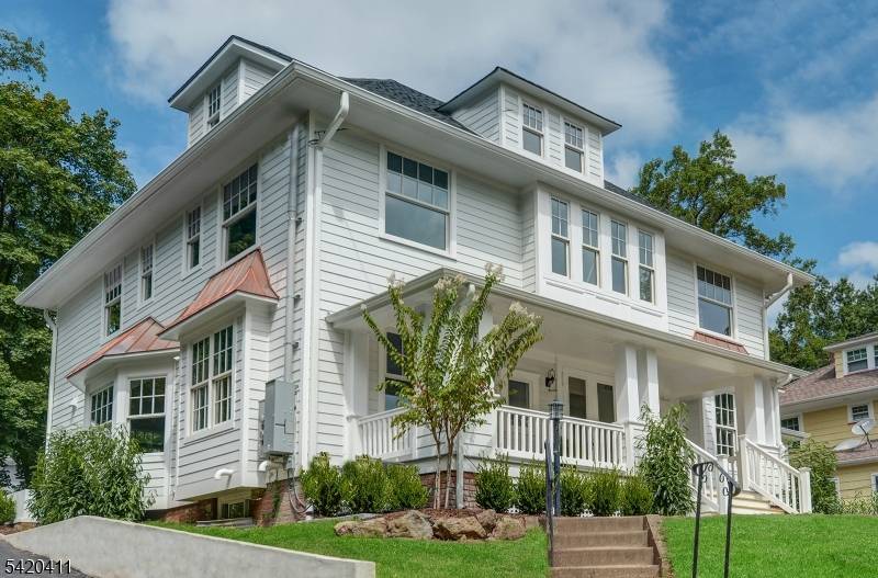 89 Maplewood Ave #1, Maplewood Twp., NJ 07040