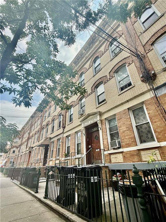 1822 Putnam AVE, Ridgewood, NY 11385