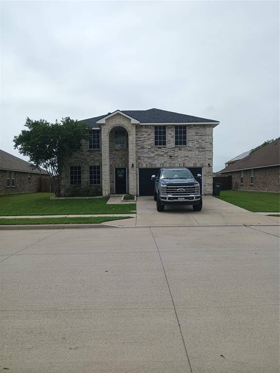 10325 Pyrite Drive, Fort Worth, TX 76131