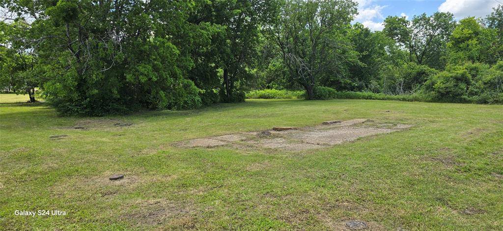 0 ADELAIDE & NEWTON, Terrell, TX 75160