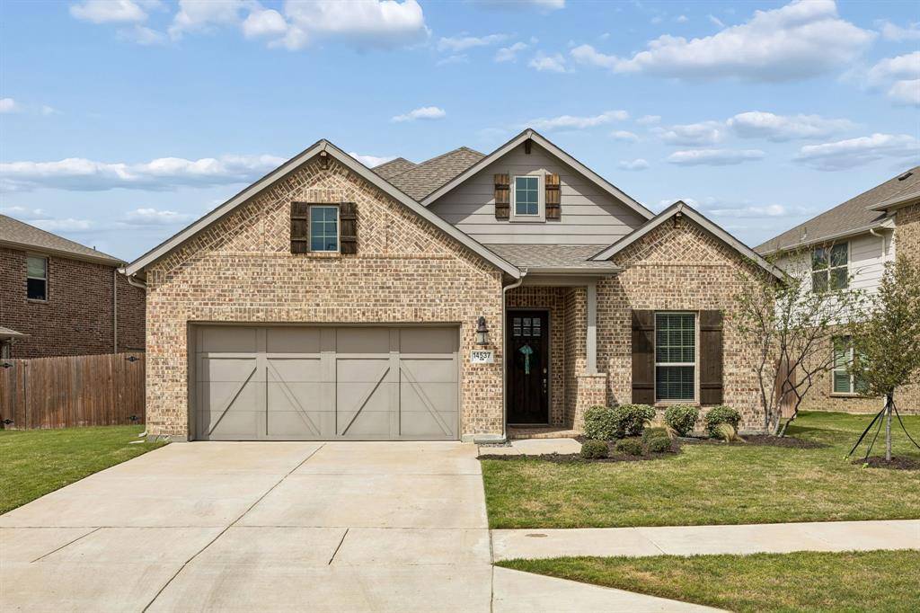 14537 Frog Lake Drive, Fort Worth, TX 76262