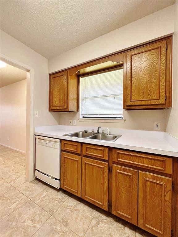 1110 S Rusk Street #B, Weatherford, TX 76086
