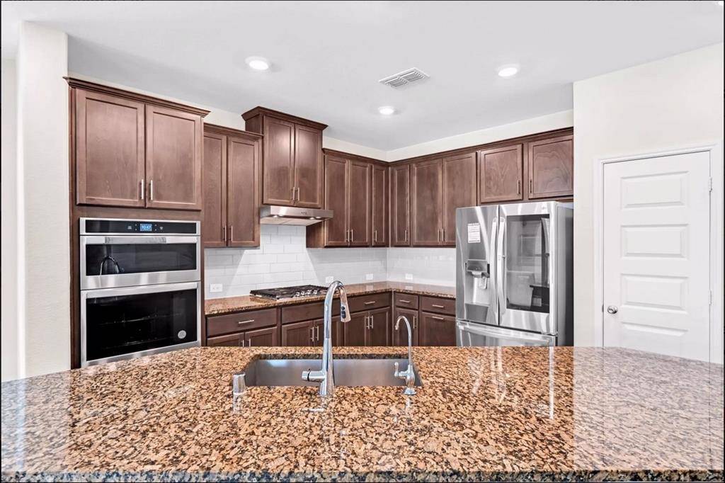3633 Keechi Creek Drive, Celina, TX 75078