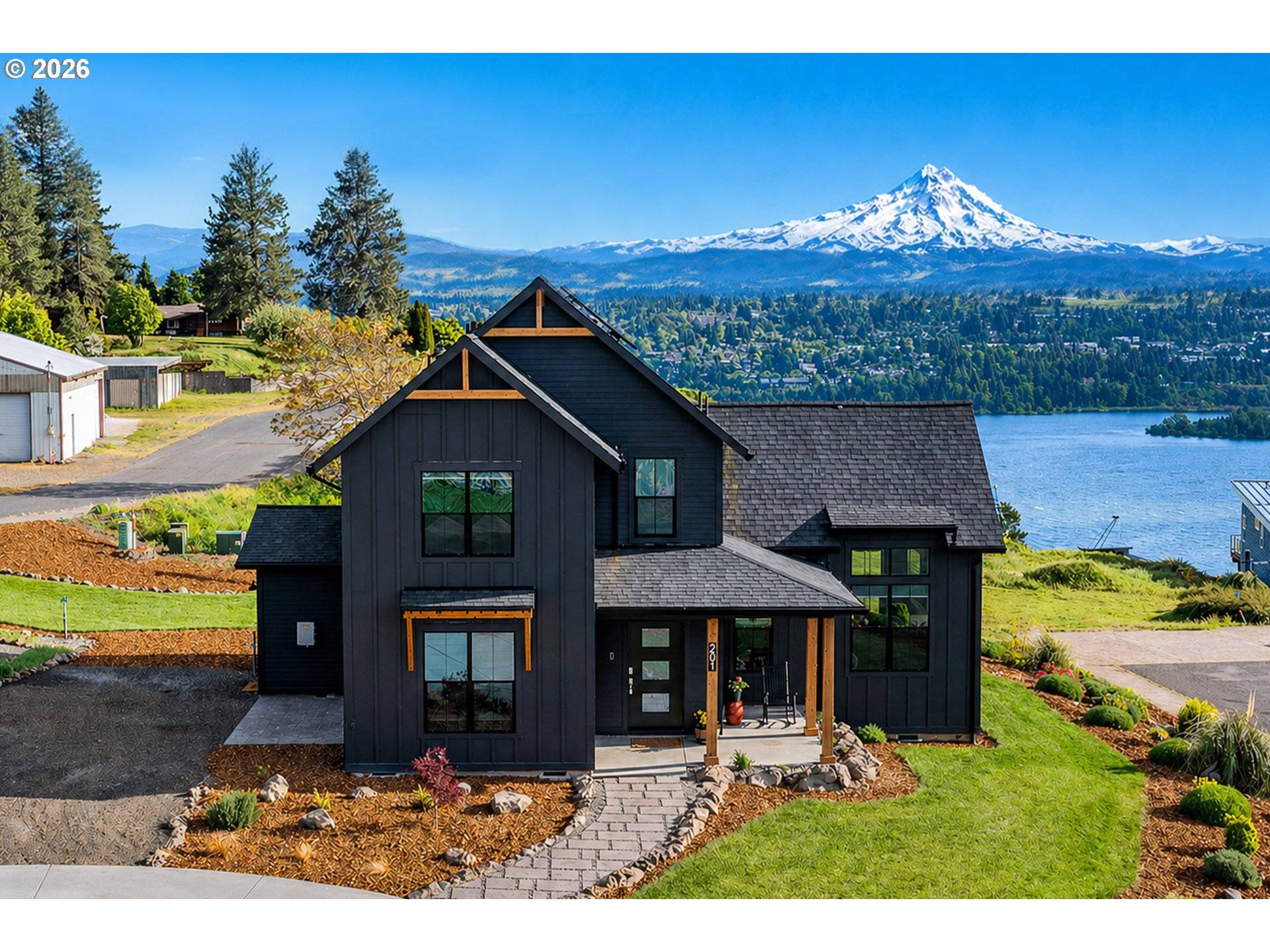 201 STERLING BLVD, White Salmon, WA 98672