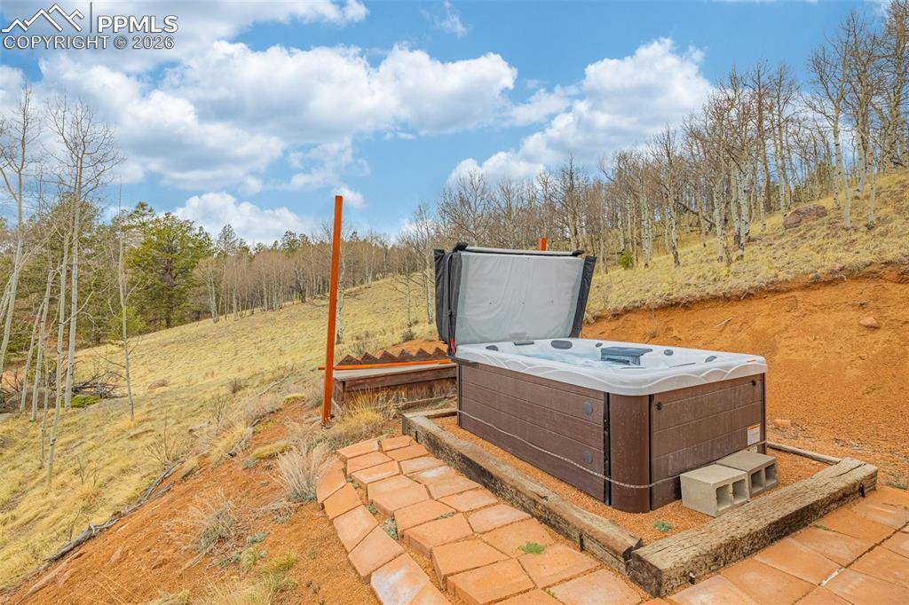 953 Yorktown RD, Cripple Creek, CO 80813