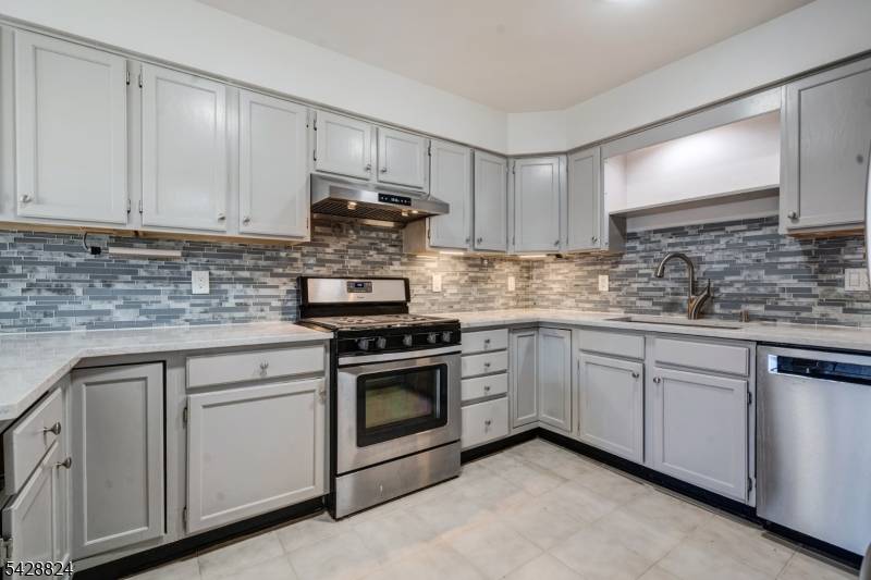 111 Castleton Rd, Montgomery Twp., NJ 08540
