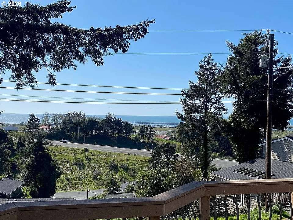 94287 JUNE ST, Gold Beach, OR 97444
