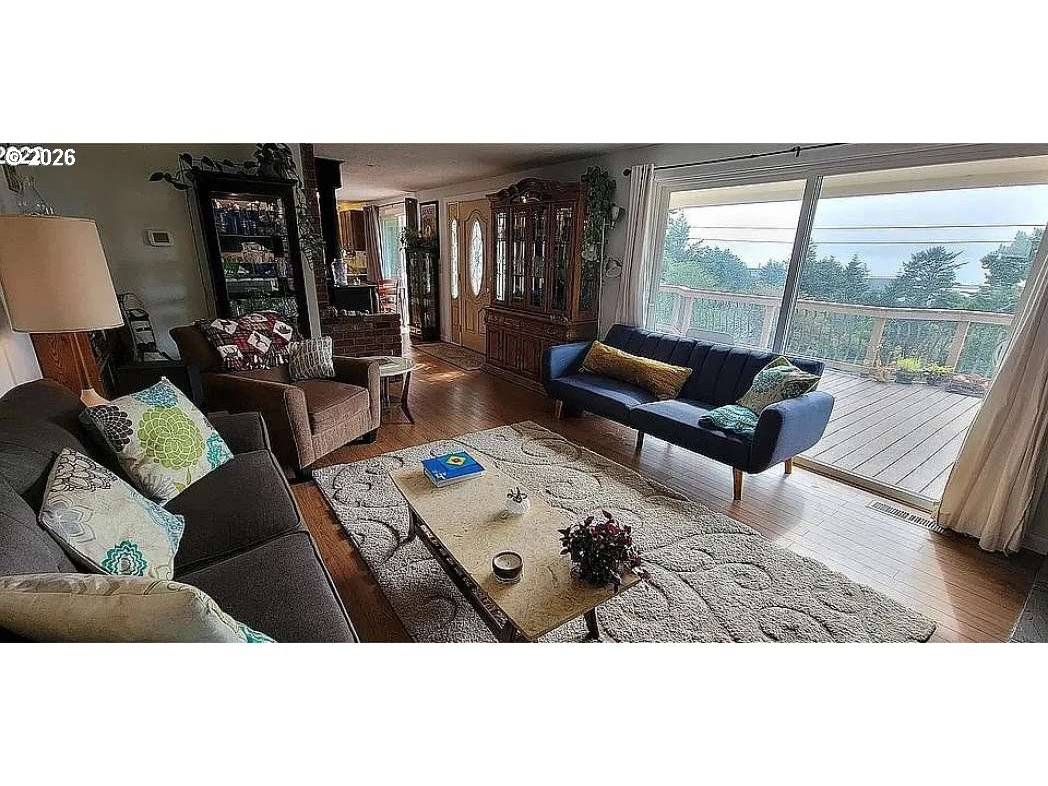 94287 JUNE ST, Gold Beach, OR 97444