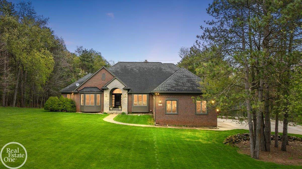 170 Fern DR, Addisontownship_oakland, MI 48367