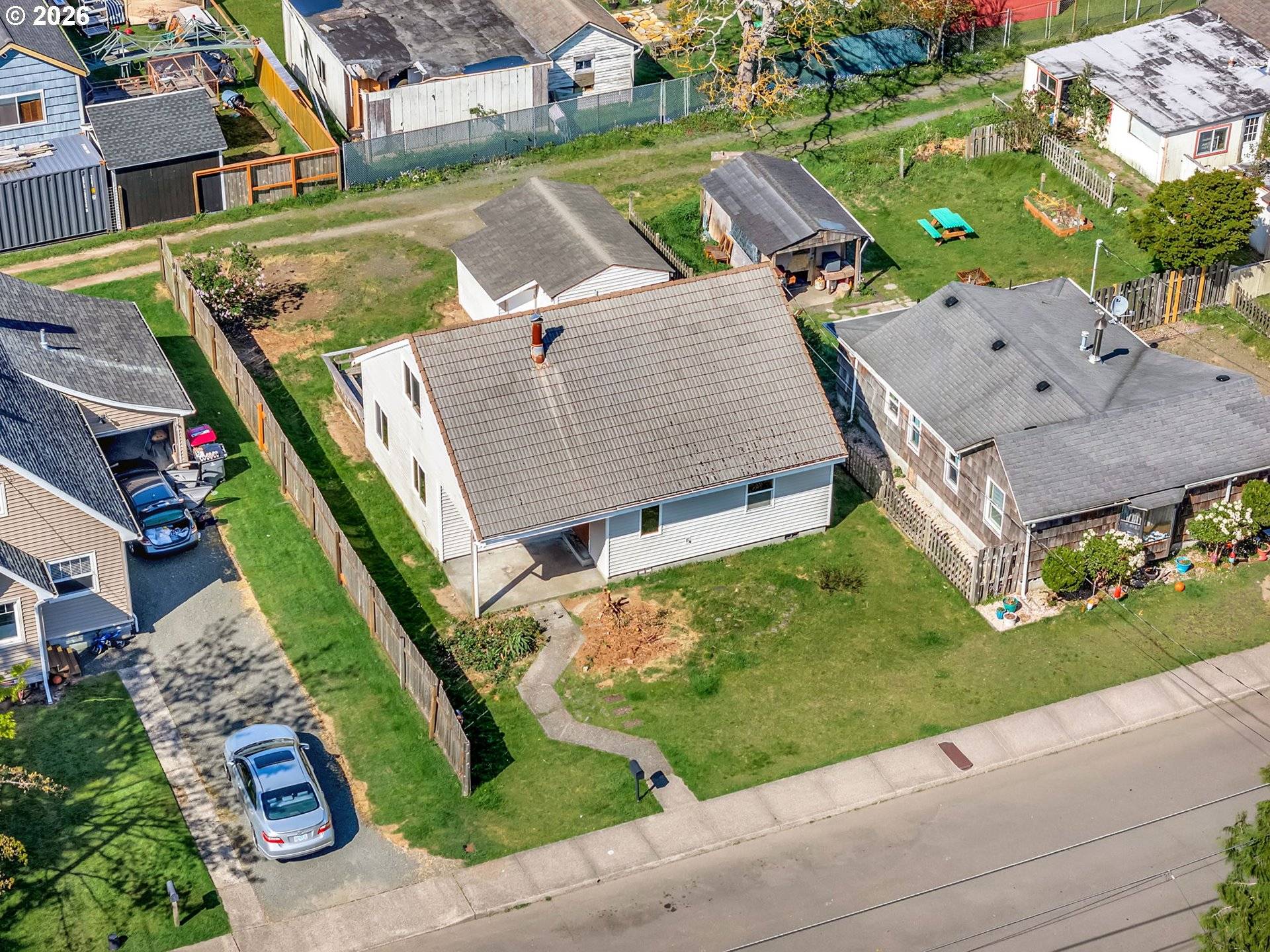 830 2ND AVE, Seaside, OR 97138