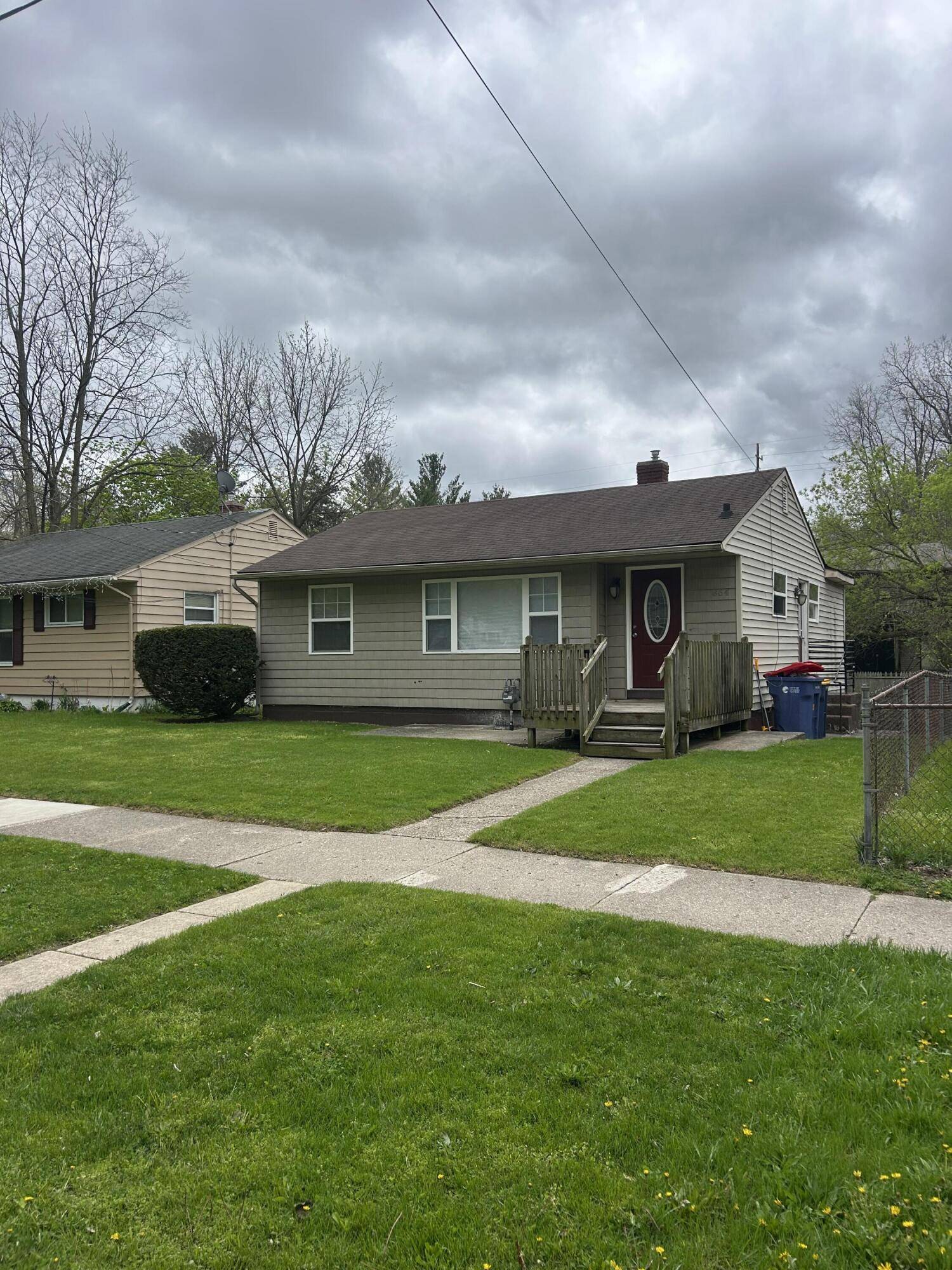 864 Carrier Creek BLVD NE, Grandrapidscity_kent, MI 49503