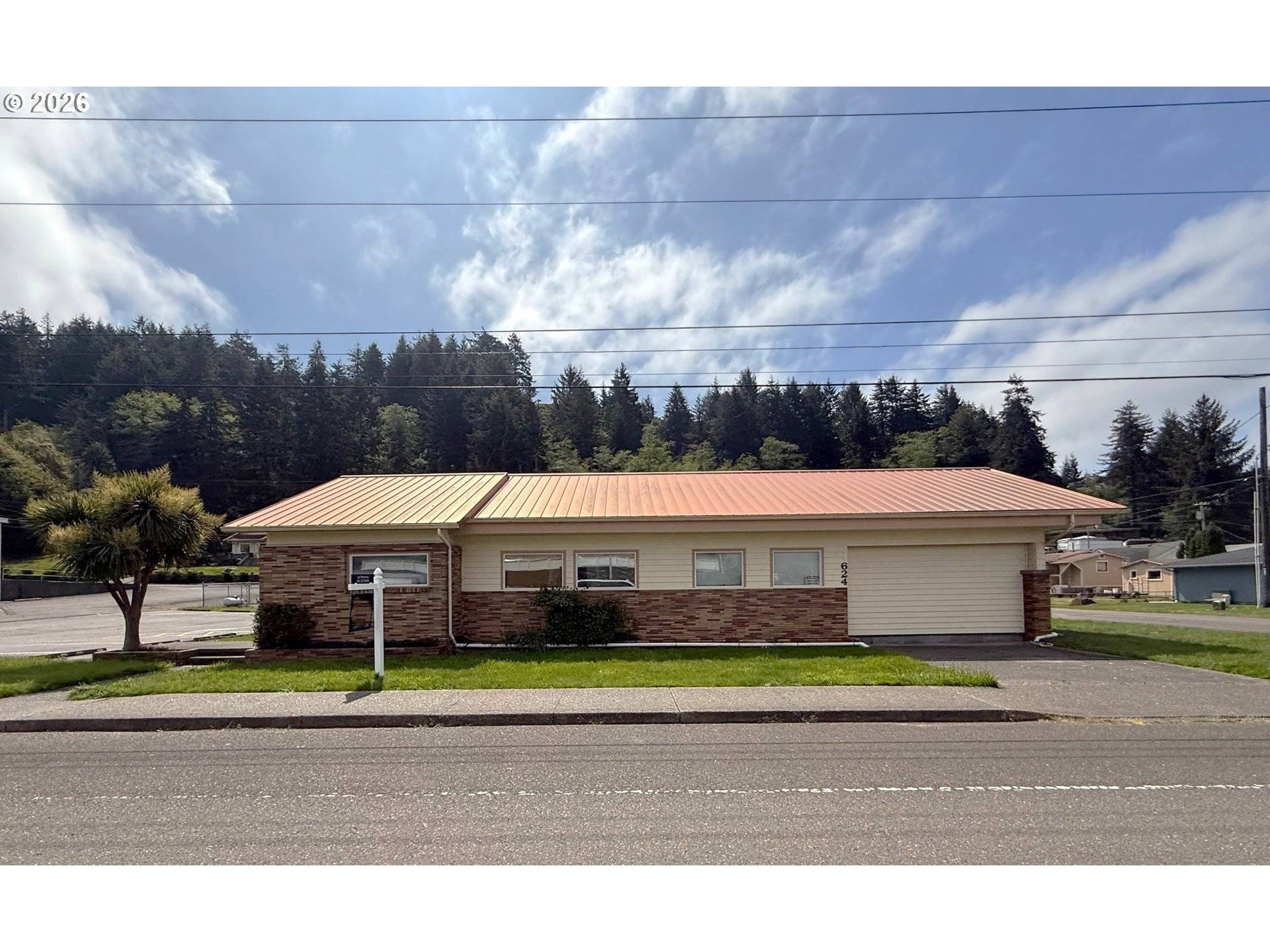 624 WINCHESTER AVE, Winchester Bay, OR 97467