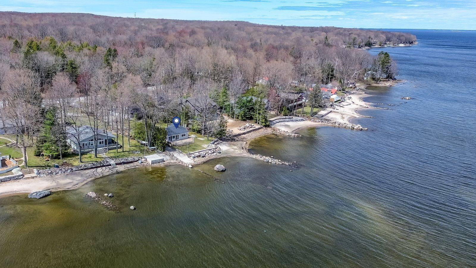 1449 Champlain RD, Tiny, ON L9M 0C1