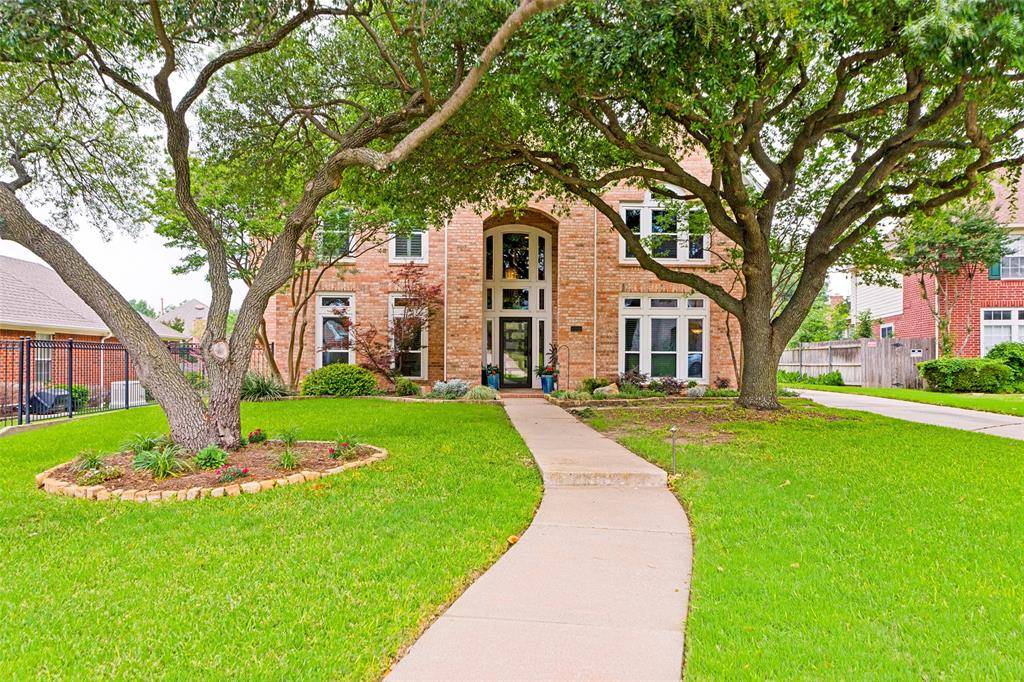 8104 Sun Meadows Court, Fort Worth, TX 76123