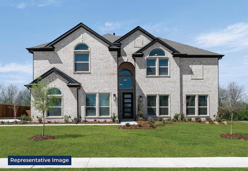 1001 E Hidden Lakes Drive, Desoto, TX 75115
