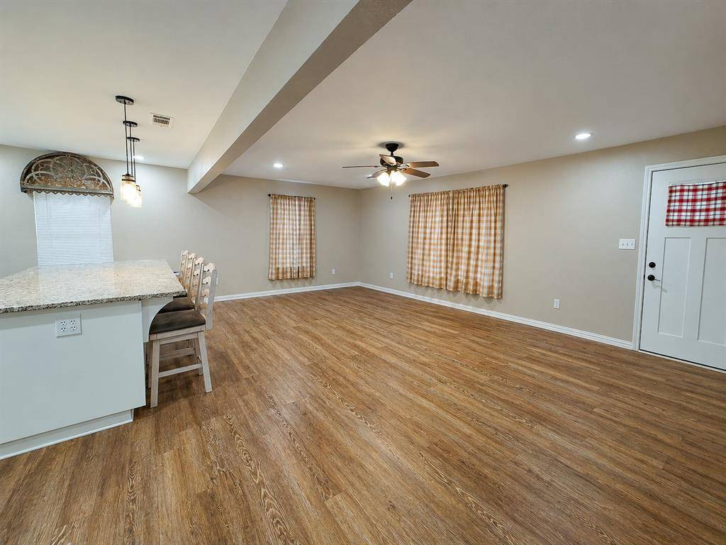 601 Vz County Road 2512, Canton, TX 75103