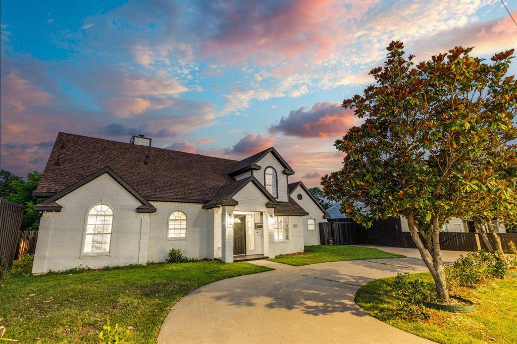 3304 Inwood Road, Dallas, TX 75235