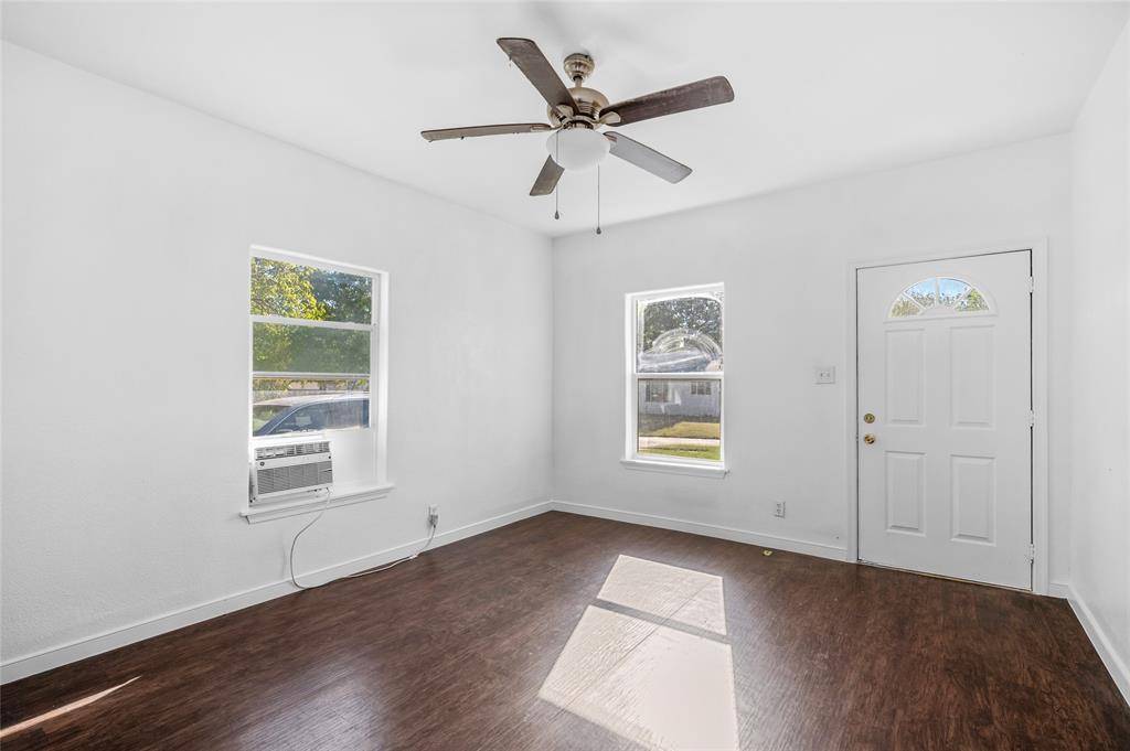 1417 E Chaffin Street, Sherman, TX 75090