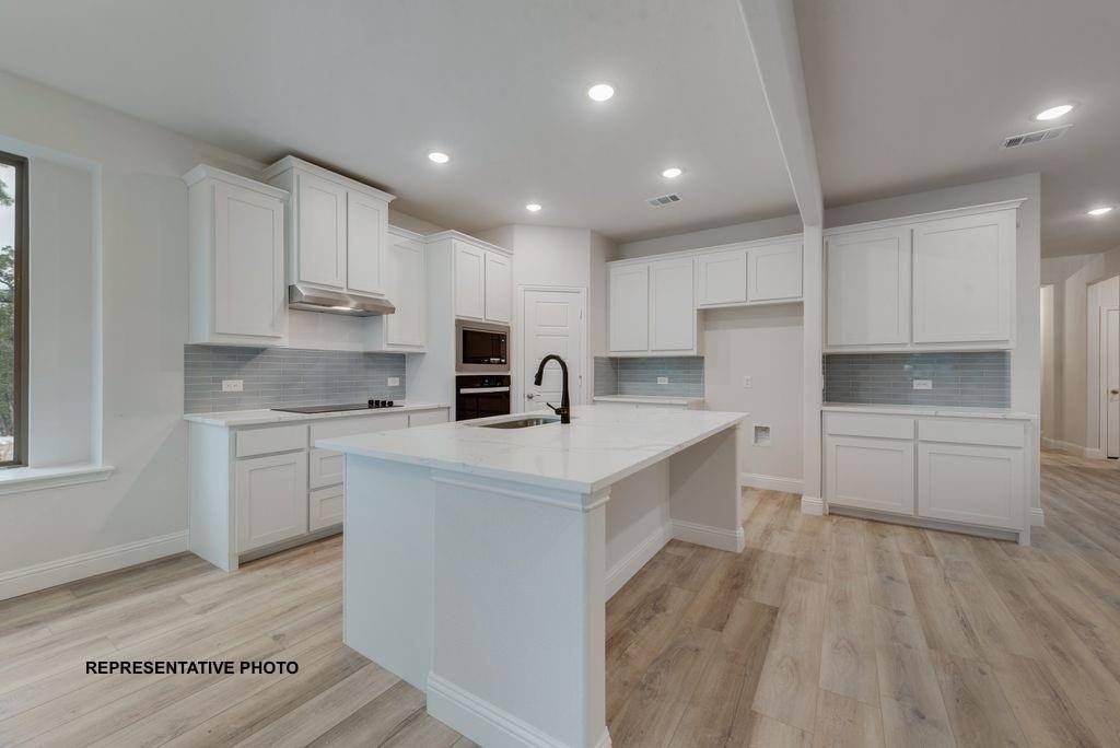 121 Loveta Lane, Boyd, TX 76023