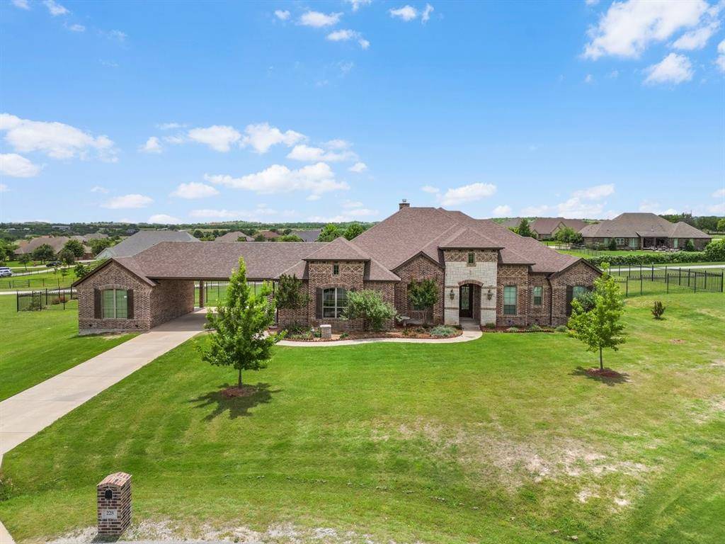 228 Parc Oaks Drive, Aledo, TX 76008