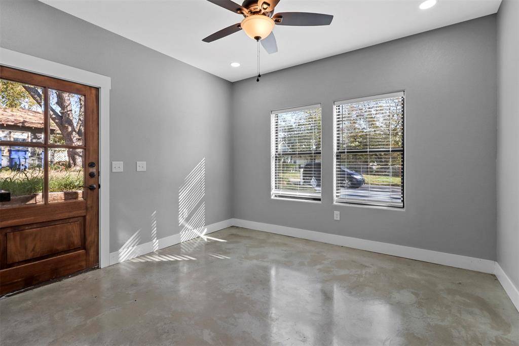 1309 S 5th Avenue #1309, Denison, TX 75021