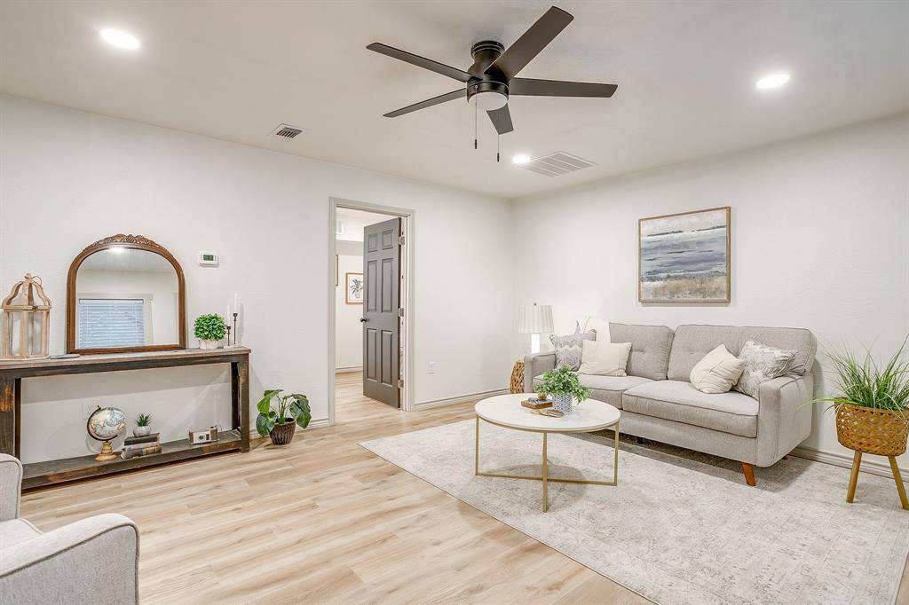 144 Sunset Street, Whitney, TX 76692