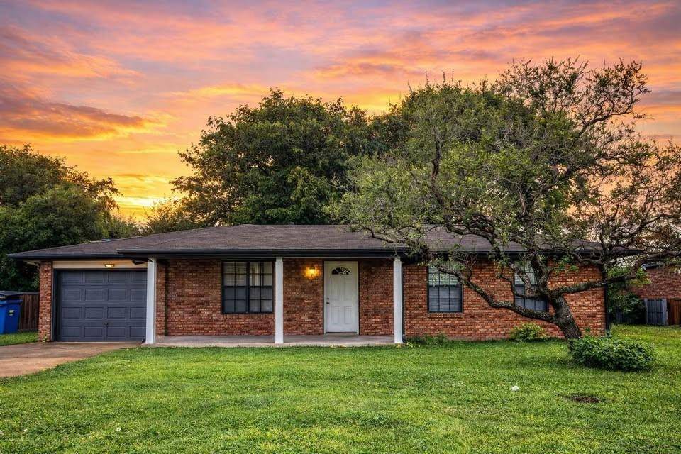 201 Melody Circle, Kaufman, TX 75142