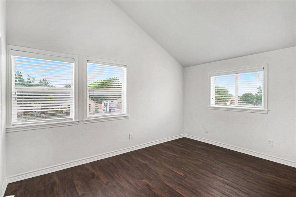 416 S Madison Place, Ponder, TX 76259