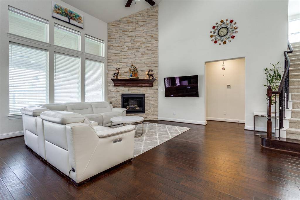 821 Yarrow Street, Little Elm, TX 75068