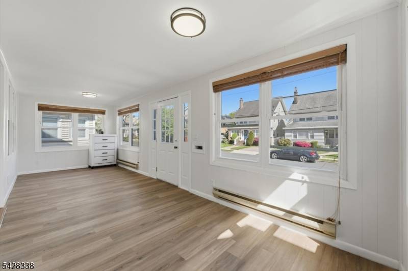 240-242 Crawford Pl, Elizabeth City, NJ 07208