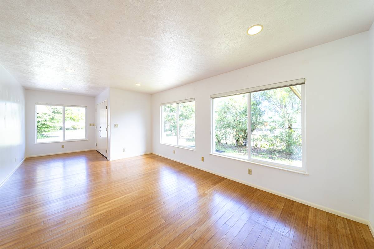 955 KUKUAU ST, Hilo, HI 96720