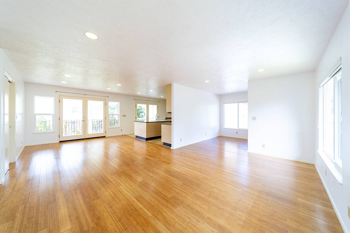 955 KUKUAU ST, Hilo, HI 96720